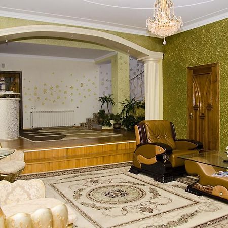 Hotel Ezio Chisinau Luaran gambar