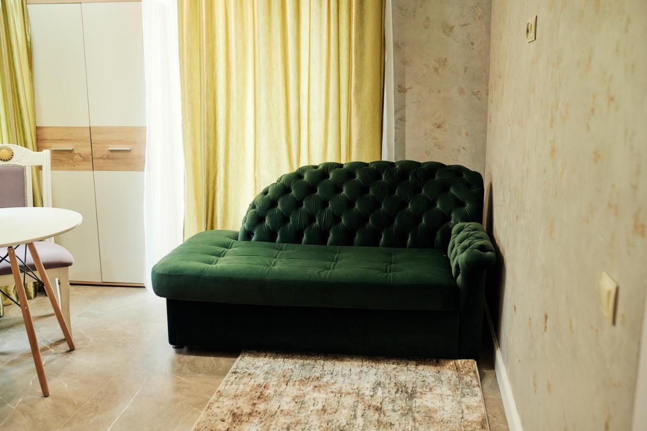 Hotel Ezio Chisinau Luaran gambar