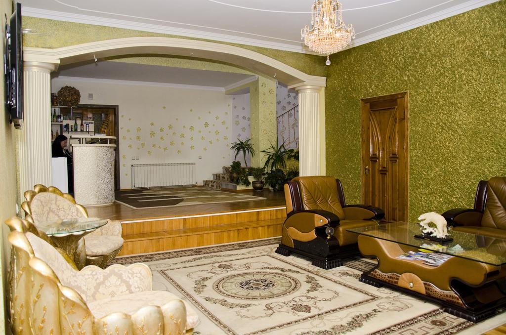 Hotel Ezio Chisinau Luaran gambar