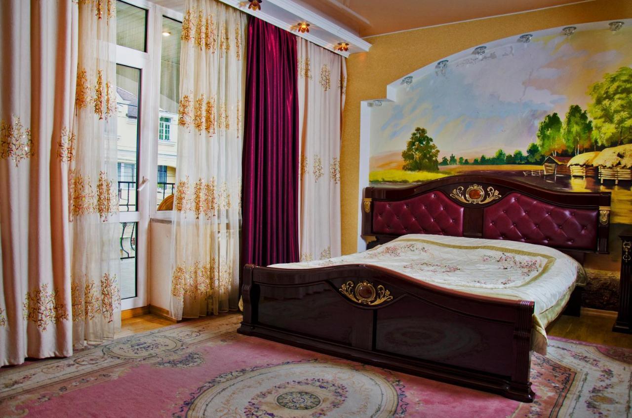 Hotel Ezio Codru Bilik gambar